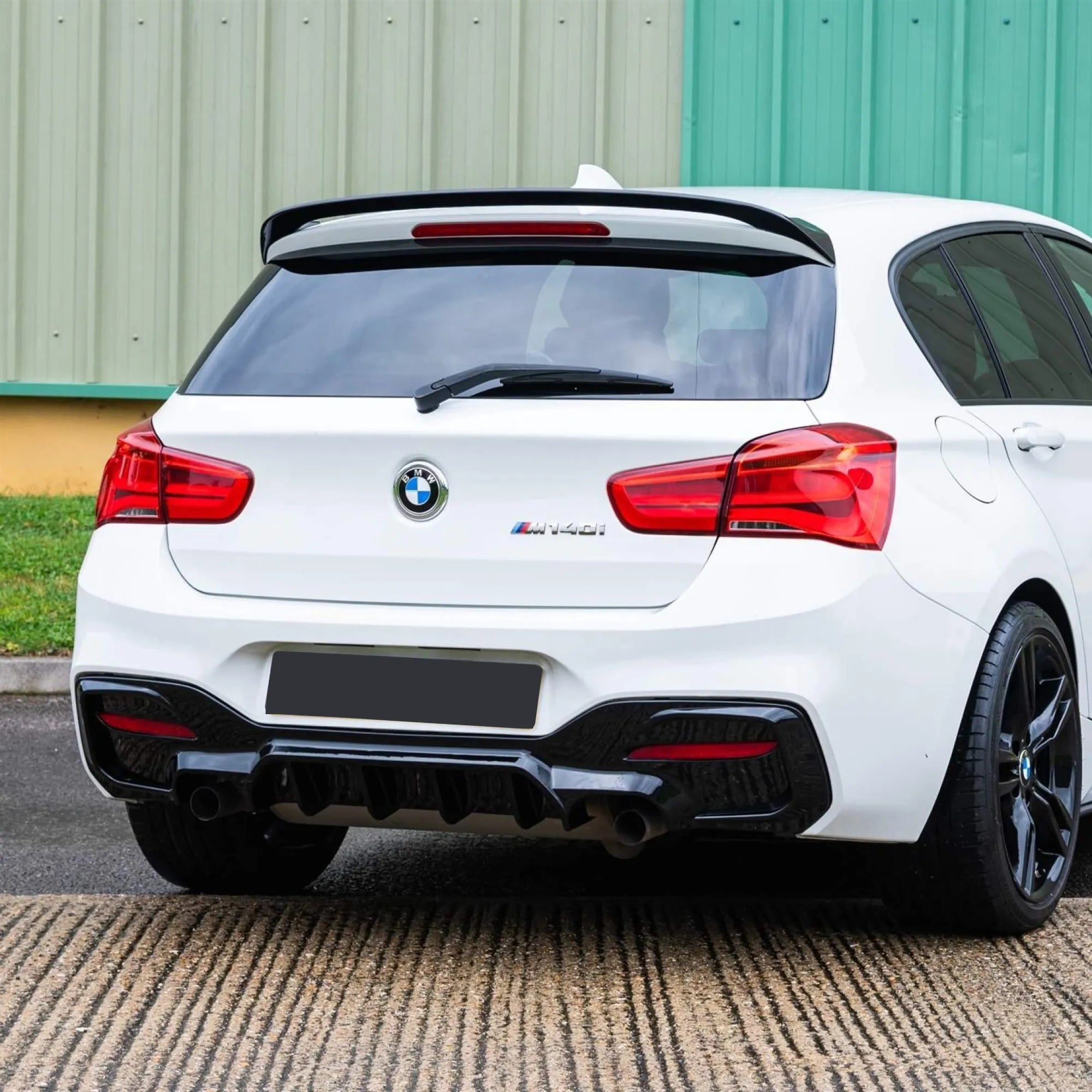 BMW F20 & F21 Pro Spoiler - Sportsdeler