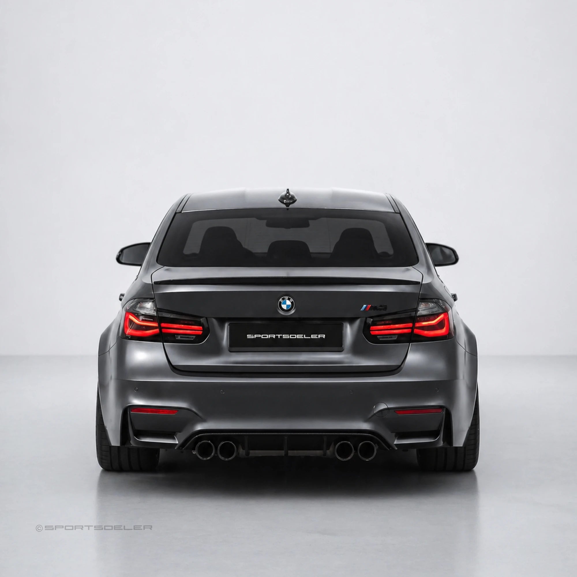 BMW F30 & F80 LCI baklykter "Smoke"