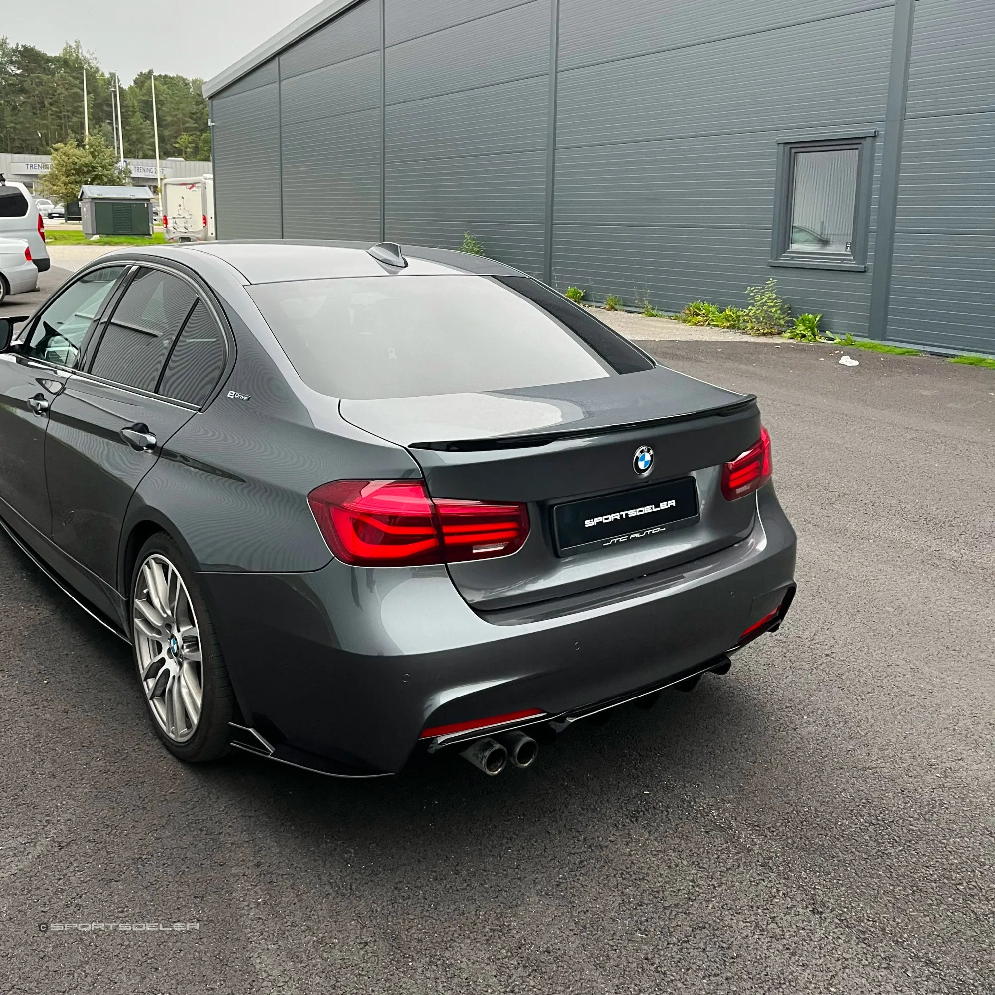 BMW F30 & F31 Bakfanger Splittere V.2 - Sportsdeler