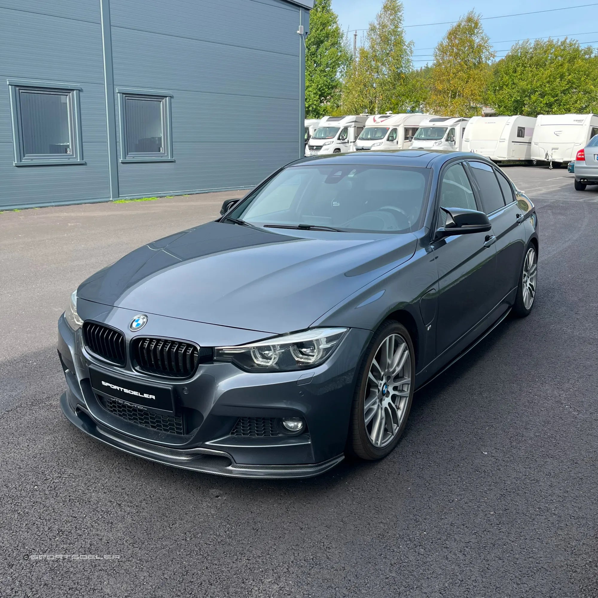 BMW F30/F31 3-Serie Varis Style Carbon Fiber Frontleppe