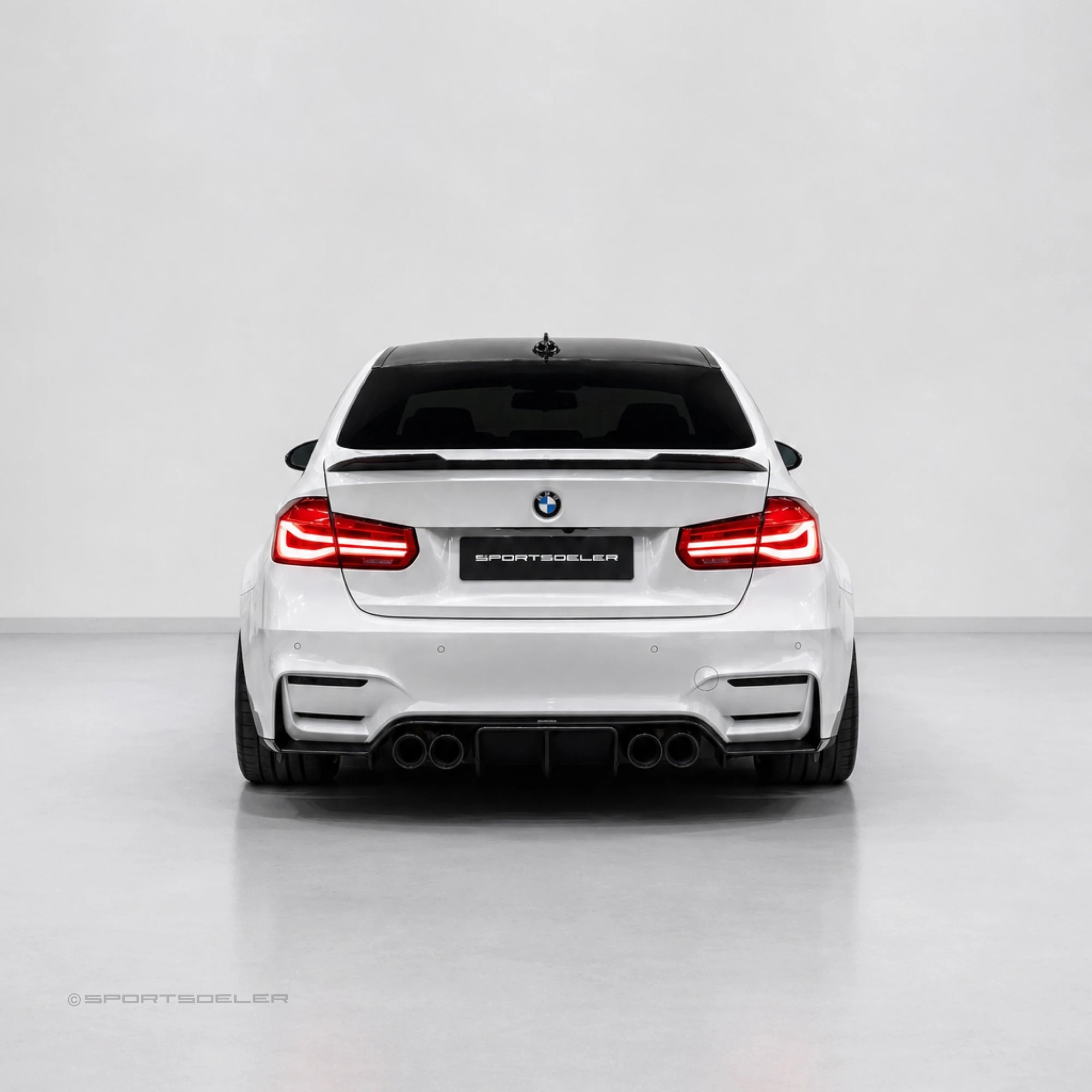BMW F30 & F80 LCI baklykter "Rød"