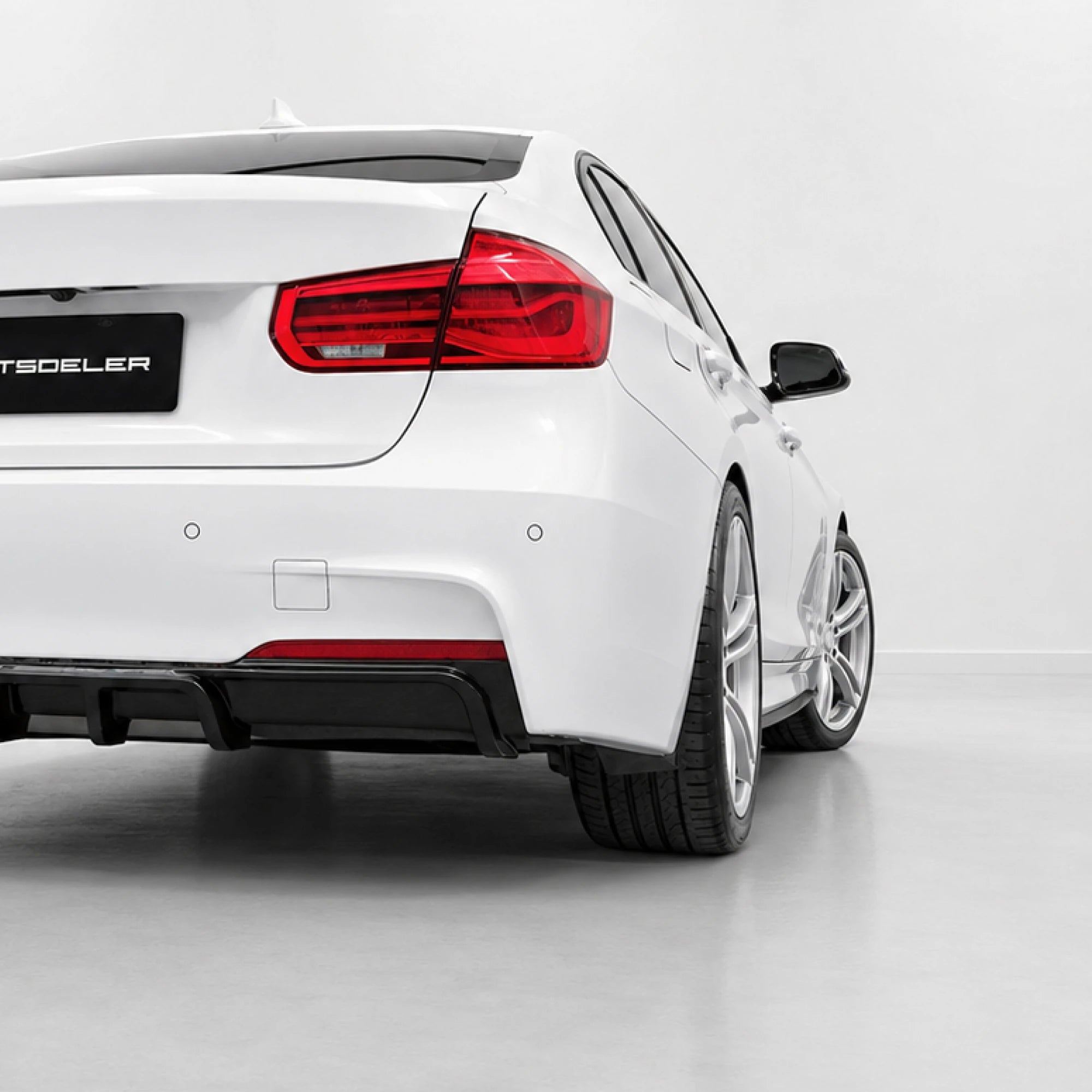 BMW F30 & F31 Bakfanger Splittere V.4 - Sportsdeler