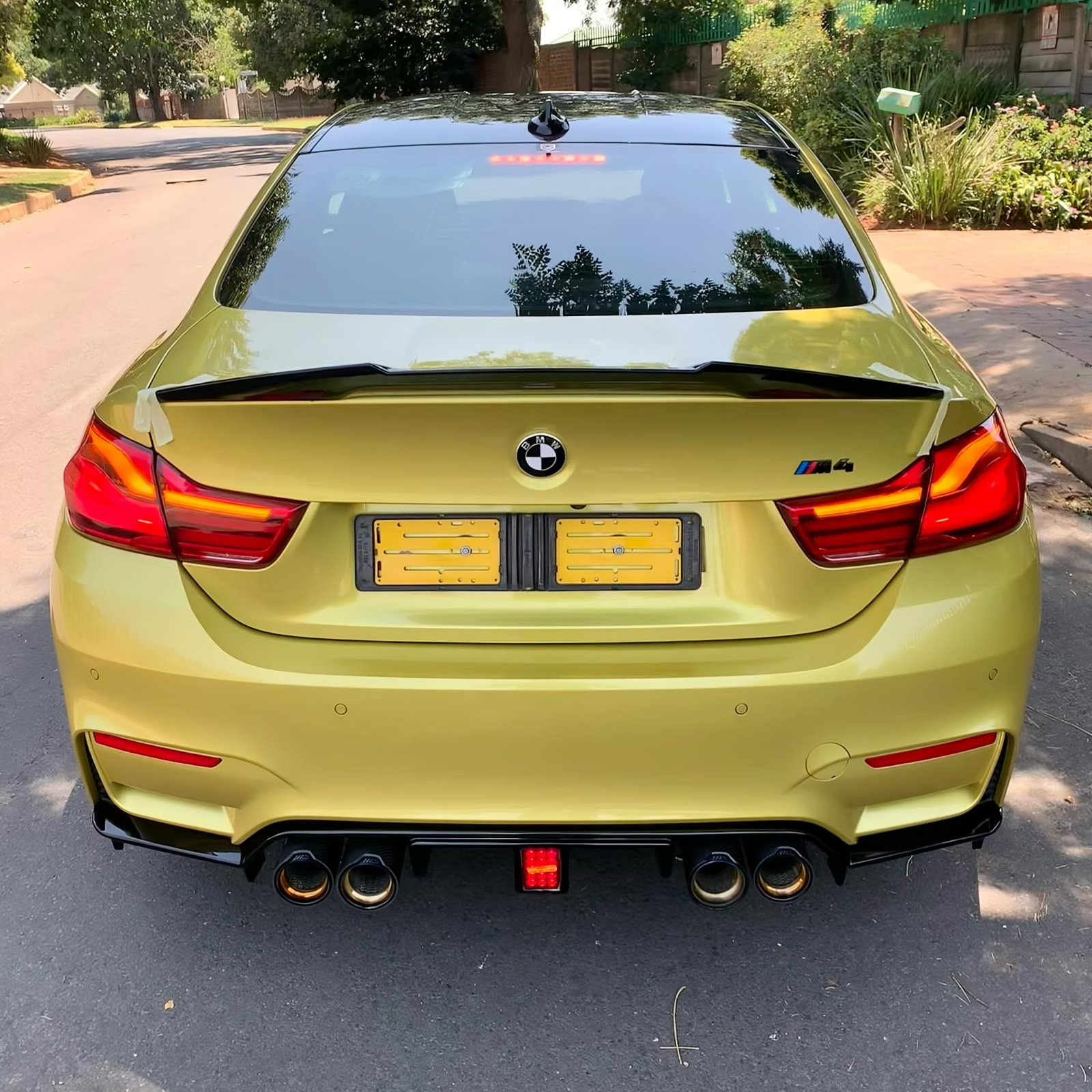 BMW M3/F80 M4/f82 LED Diffuser