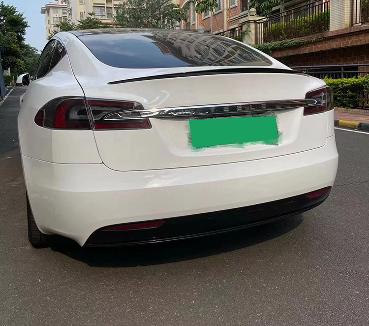 Tesla Model S Spoiler - Sportsdeler