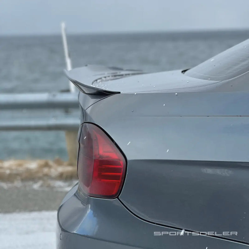 BMW E90 3-SERIE PSM Spoiler - Sportsdeler