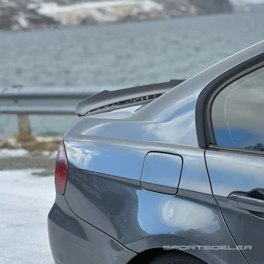 BMW E90 3-SERIE PSM Spoiler - Sportsdeler